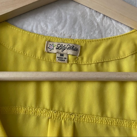 Lightweight Bright Yellow V Neck Blouse - Picture 5 of 12